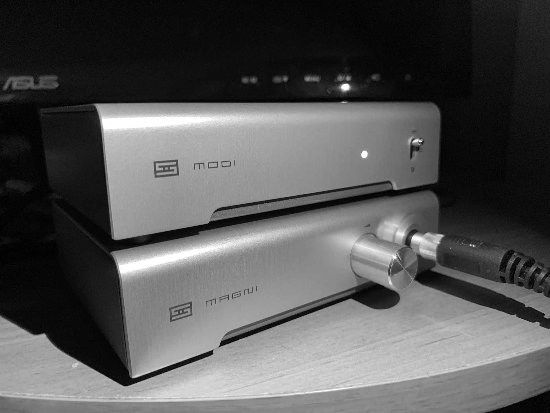 topping stack vs schiit stack